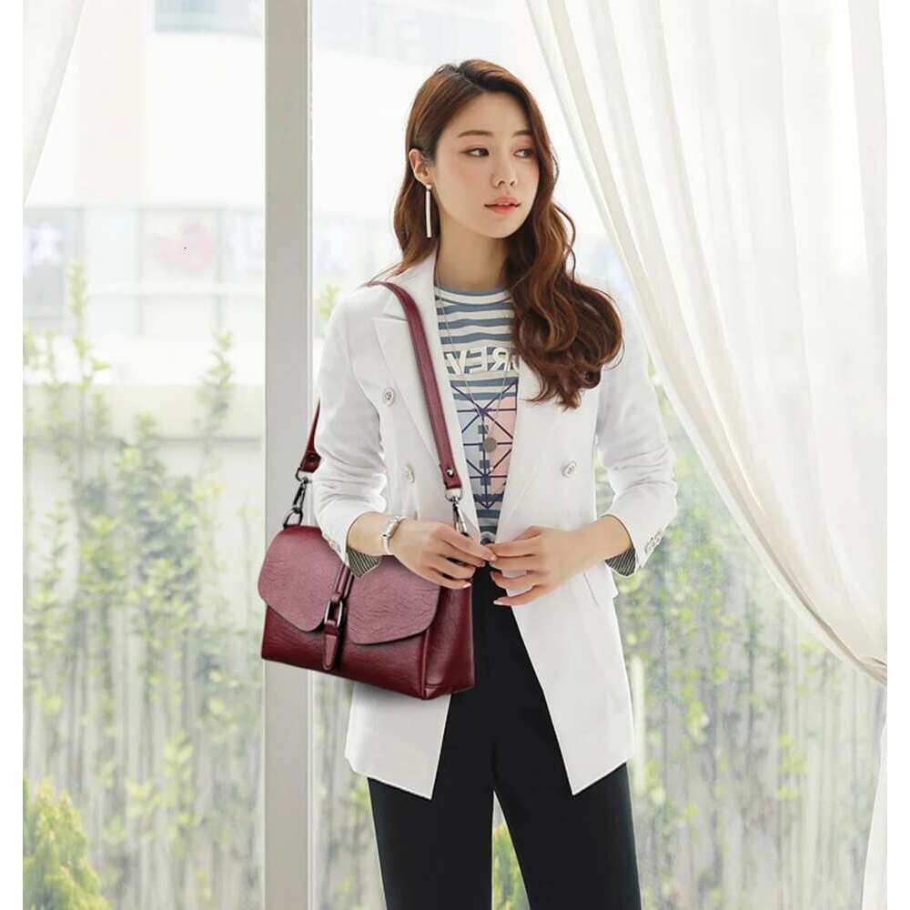 Free Shipping Small Shoulder Messenger Bag For Women Designer Ladies Hand Bags Leather Purses And Handbags High Quality