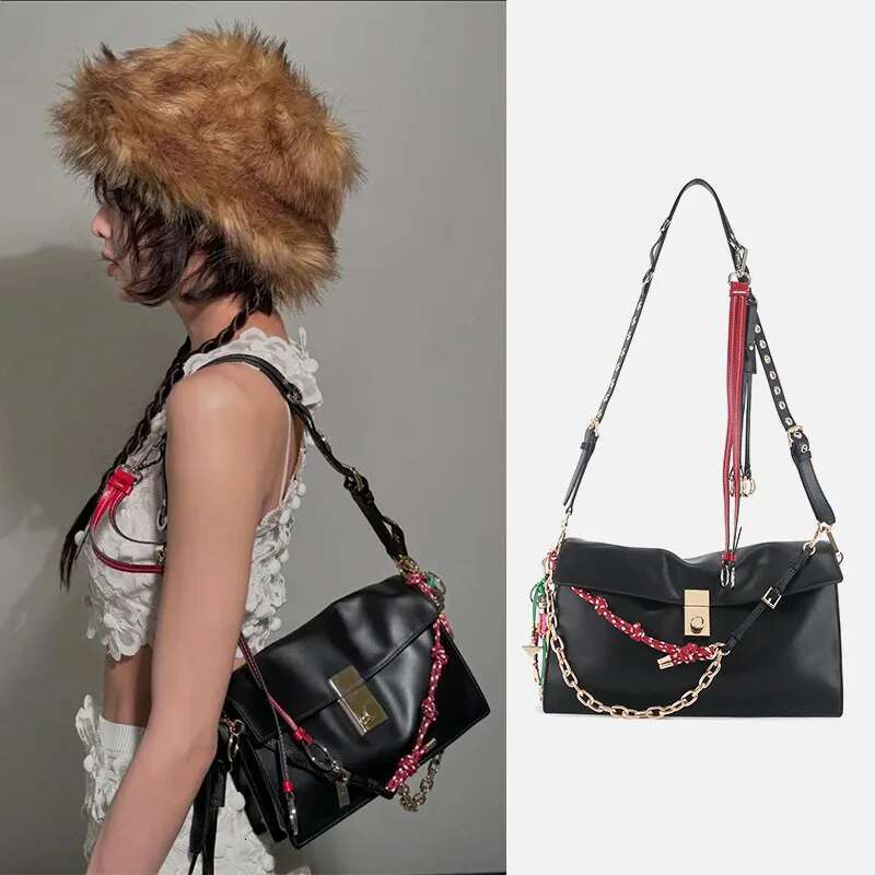 High-end Flap Messenger Retro Small Pendant Lock Motorcycle Brand Genuine Leather Square Classic Shoulder Bag