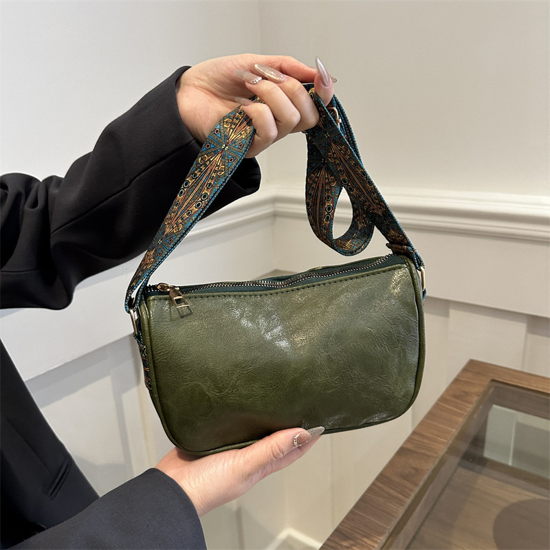 Free Delivery Designer Bag Soft Leather Texture Large Capacity 2025 Spring Versatile Instagram One Shoulder Crossbody Casual Bag Korean Edition Luxury
