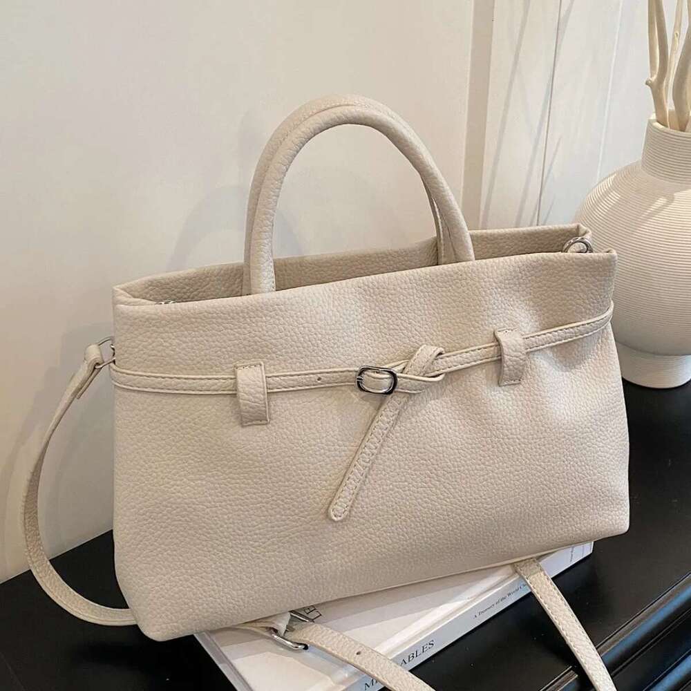 The 2025New Fashion Single-Shoulderbagforwomen With Large-Capacity Briefcase, Exuding A Sense Of High-End And Niche Trendiness