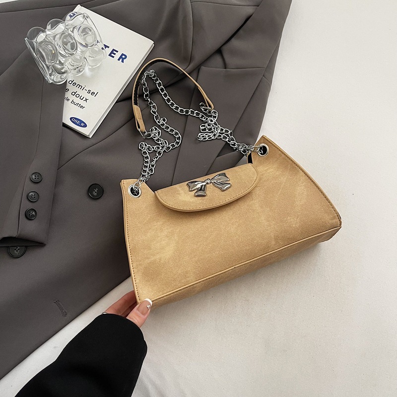 Free Delivery Designer Bag Bow Fashion Chain Shoulder 2025 Winter New Item Niche Design Versatile Ins Armpit Small Square Luxury Bag