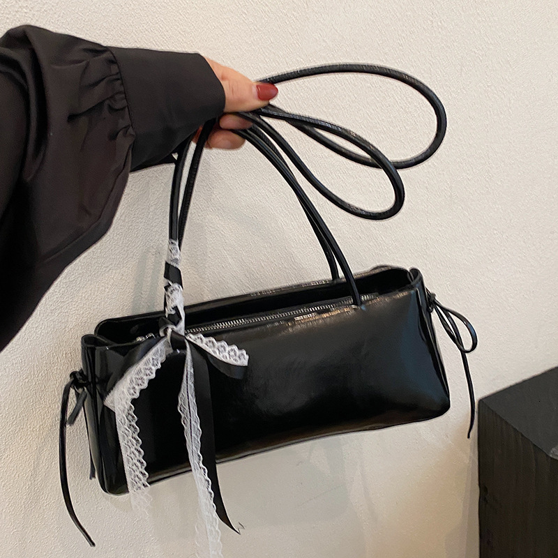 2025 new bag, Korean niche fashion women's armpit new simple fashion designer butterfly butterfly single shoulder multifunctional commuting bag v