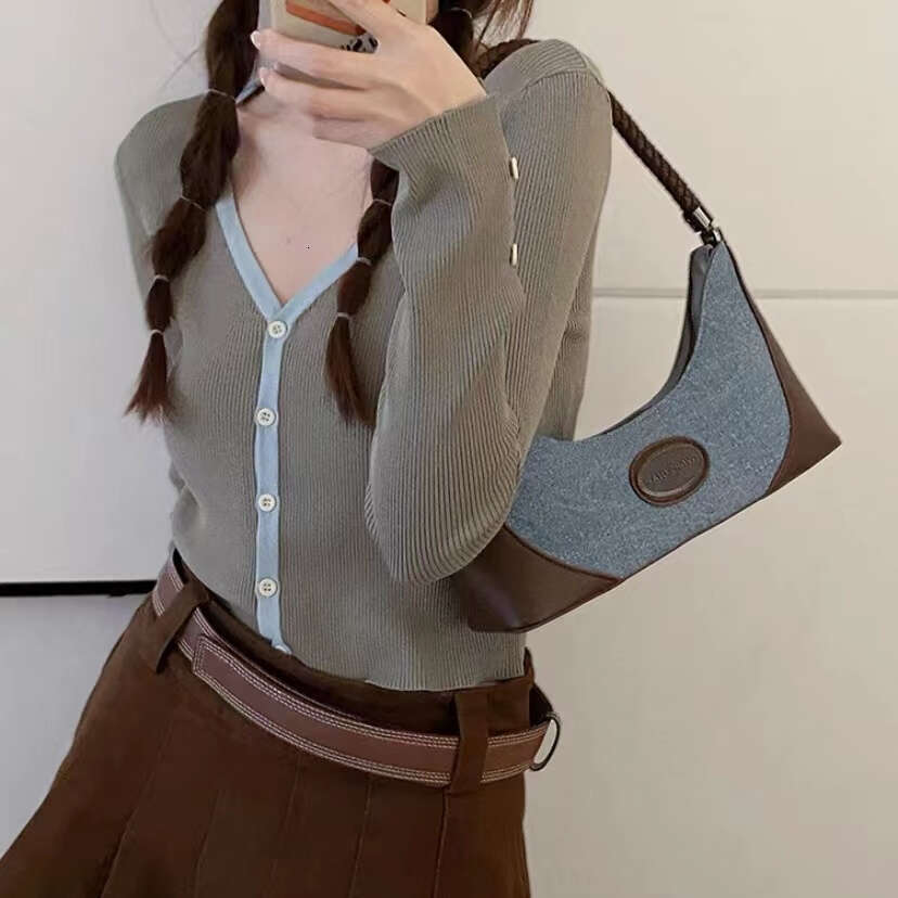 Denim for Women 2025 New Fashion and Medieval Underarm with Small Size Texture One Shoulder Handheld Stick Bag