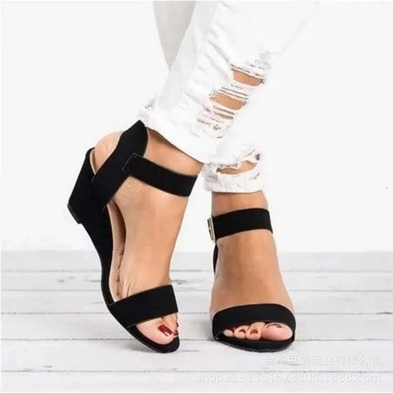 Casual chic Wedge High Heel Women's Sandals Summer Retro Peep Toe Buckle Strap Cow suede Leather Shoe Platform Sandal