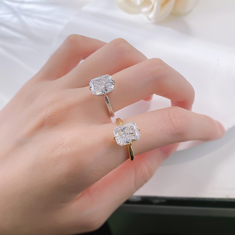 Choucong Ins Top Sell Wedding Rings Luxury Jewelry Pure 100% 925 Sterling Silver Radiant Shape White Moissanite Diamond Promise Women Engagement Band 