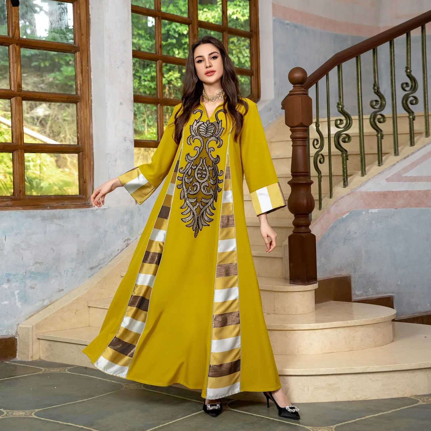 Moroccan Embroidery Abaya Women Muslim Maxi Dresses Turkey Arab Kaftan Islamic Party Gown Dubai Eid Ramadan Jalabiya Caftan Robe X250514