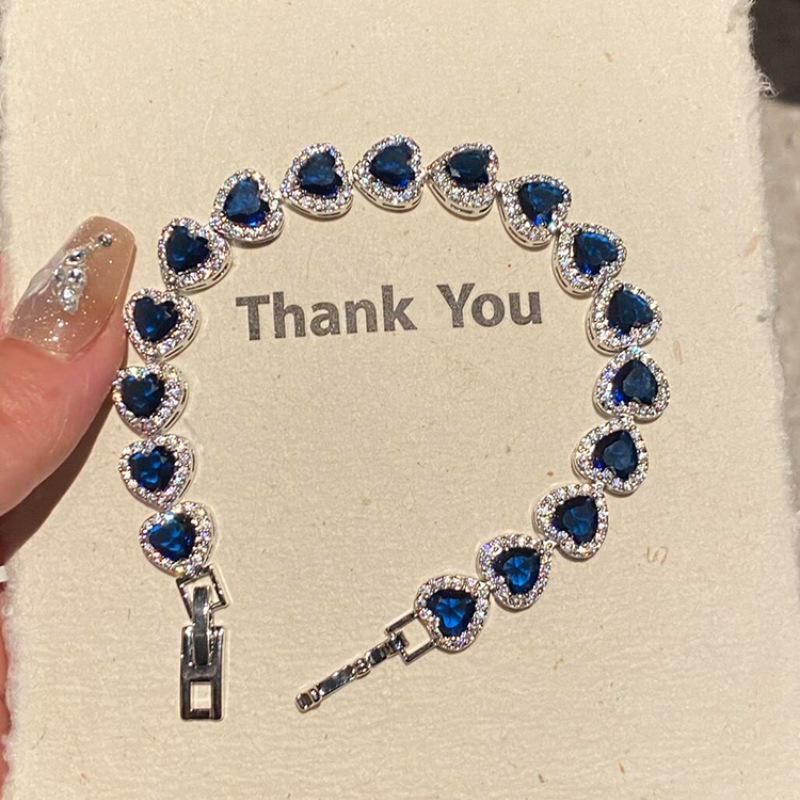 Ultra - Sparkling Blue Heart - Shaped Zirconia Full - Pave Bracelet - Minimalist & Chilly Aesthetic French Palace - Inspired Luxury Jewelry