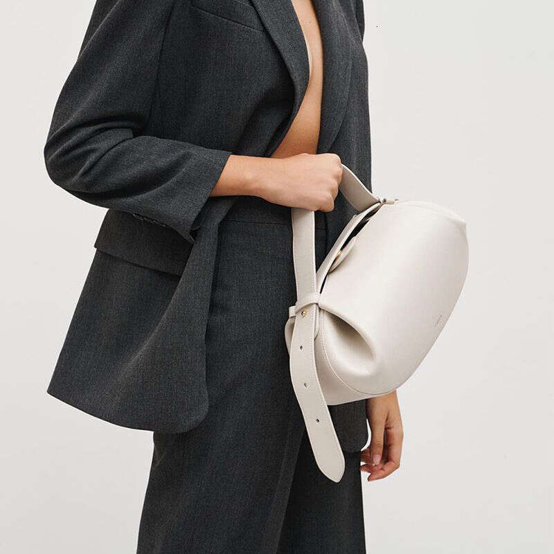 Niche popular 2025 crossbody casual versatile three-dimensional women's armpit small round French stick bag handbag