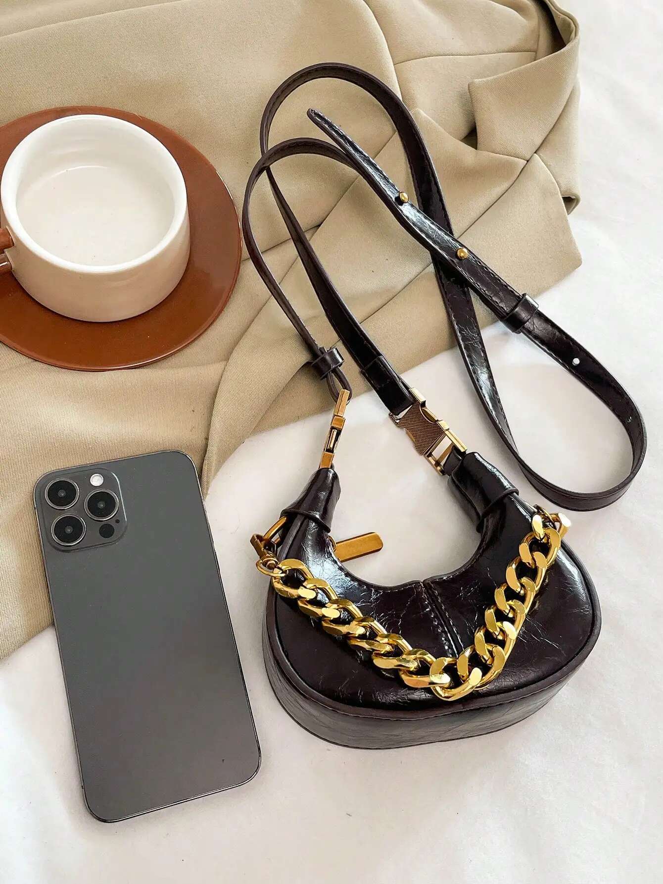 2025 New Bag Fashion Handbag Minimalist Fashion Texture Designer Elegant Style Shoulder Bag New Casual Women's Shoulder Bag Versatile Chain Shoul