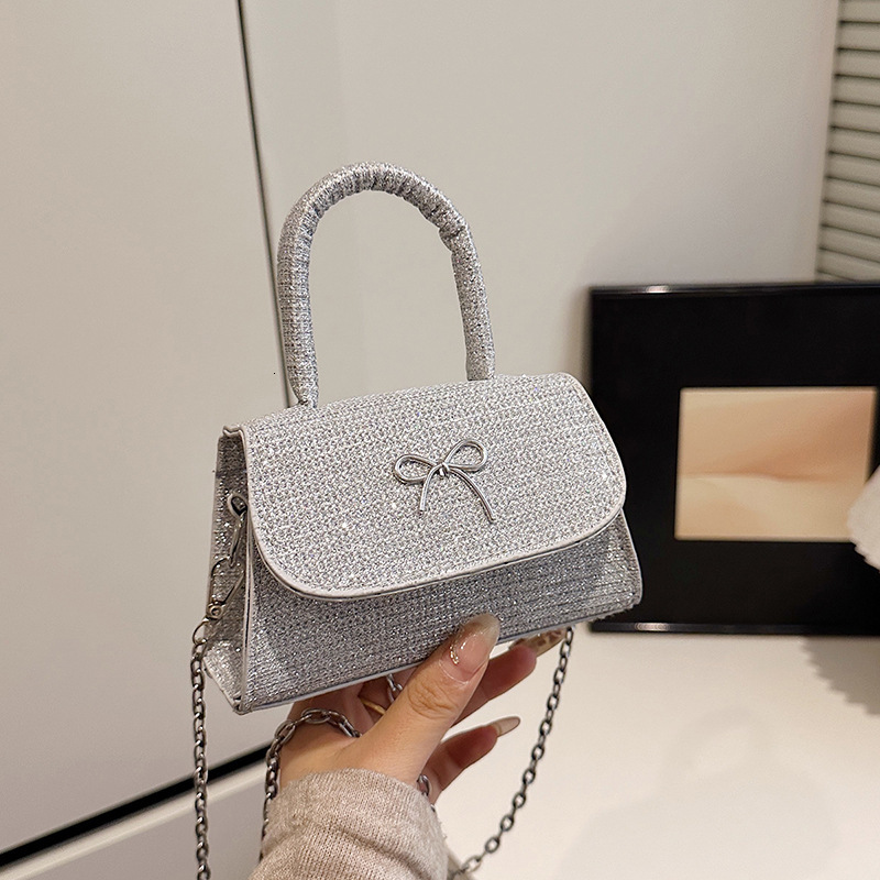 2025 New Sweet Bow Niche Westernstyle Simple And Highvalue Single Shoulder Crossbody Bag Temperament Luxury Bag Small Square New Free Delivery Designe