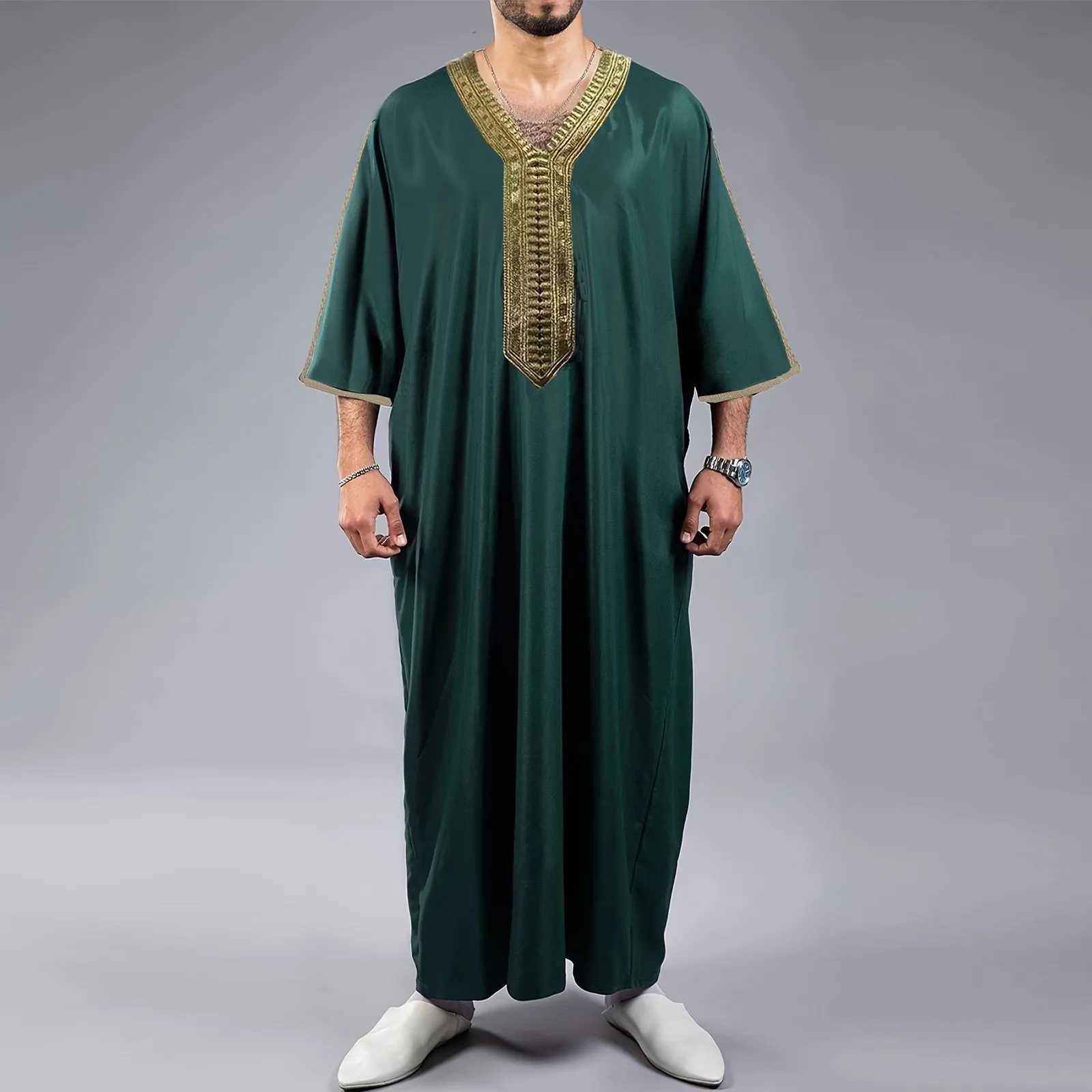 2025 Muslim Fashion Men Jubba Thobes Arabic Pakistan Dubai Kaftan Abaya Robes Islamic Clothing Saudi Arabia Black Long Blouse Dress X2505141