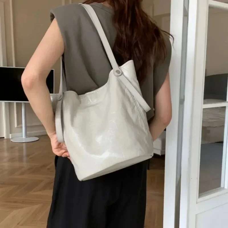 Shopper Bucket Tote Bag Large Capacity Bolsas Mujer Underarm Shoulder Bags For Women 2025 New Sac Femme Practical Bolsos