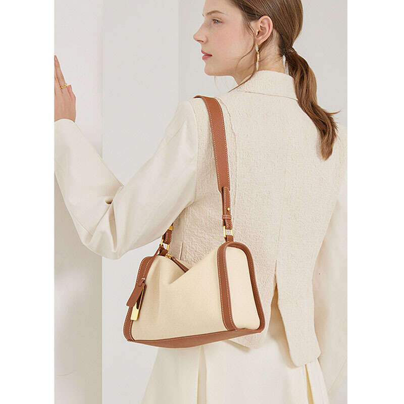 Women's 2024 New Top Layer Cowhide Single Shoulder Crossbody Tote High-End Feeling Bag, Women's Leather Pillow Bag