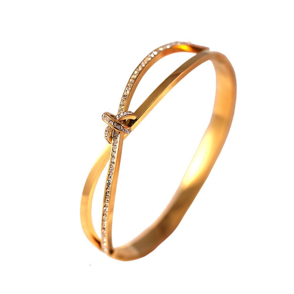 Luxury Jewelry Designer Bracelect Minimalist women's wholesale electroplated gold women's high-end and non fading jewelry titanium steel dia
