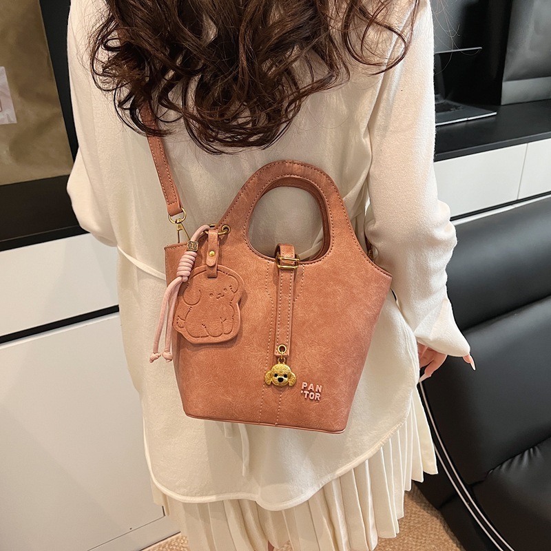 Designer Handbag Small Niche Fashion Simple One Shoulder Casual Bag Hand held Bucket Multifunctional Women s New Mini Storage Bag Free Shipping