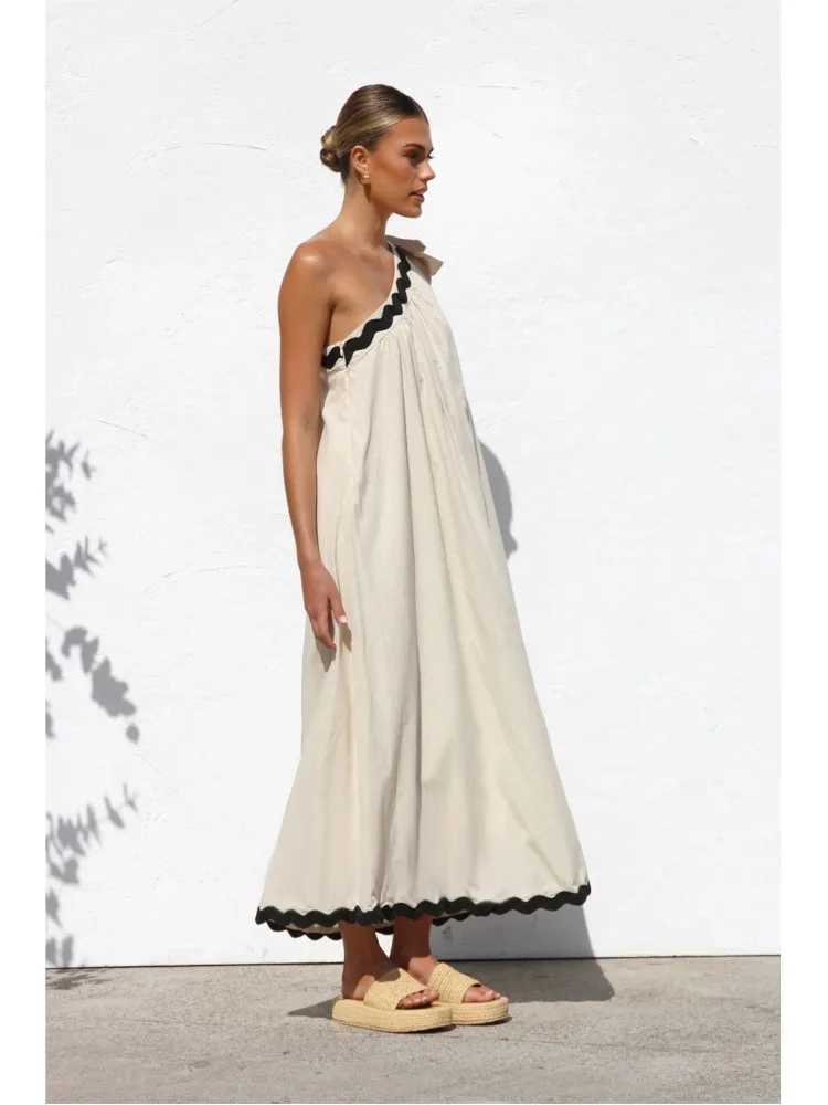 Solid Color Casual Dress For Lady 2025 Summer New French With Sloping Shoulders Lace Up Temperament Vacation Style On DressesXJ250514