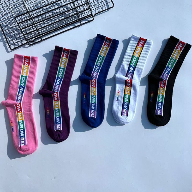 Designer Men s And Women s Sports Socks Mid Tube Fashion Street Letters Personality Hip hop Skateboard Style Long Socks Sports Socks Wholesale Free Sh