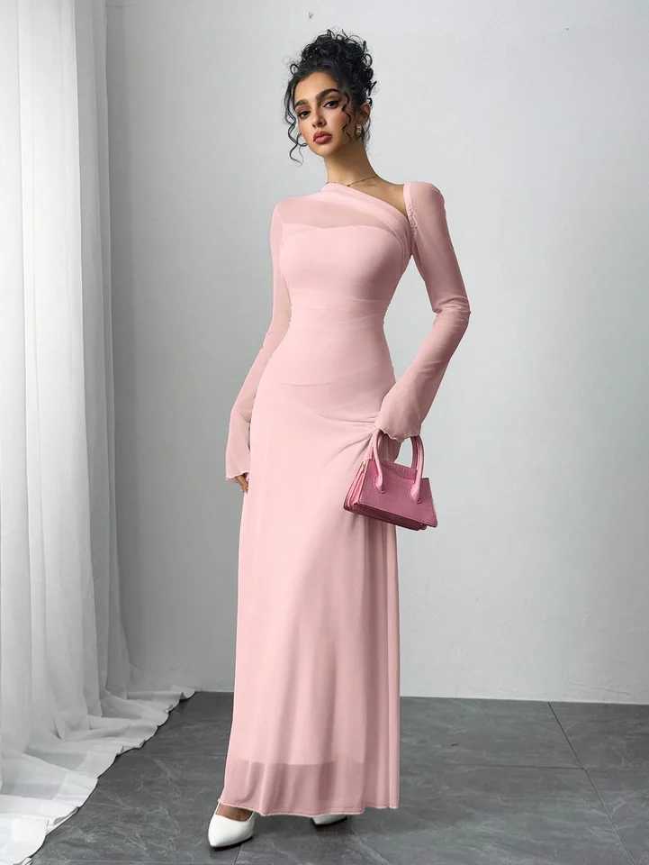 New spring/summer womens pink tulle explosion slim irregular diagonal shoulder ultra long dressXJ250514