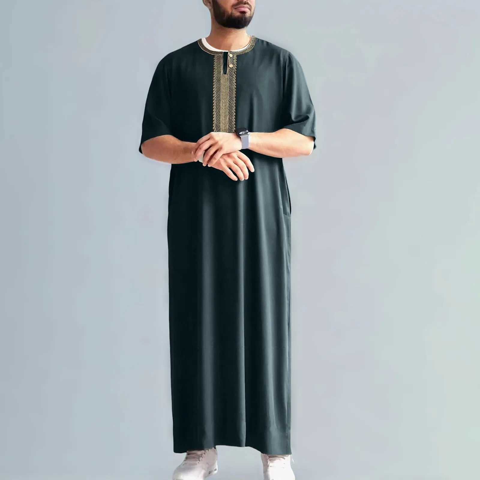 New Islamic Muslim MenS Solid Color Short Sleeve Classic Embroidery Robe Dubai Arabic Ethnic Style MenS Casual Formal Robe X250514