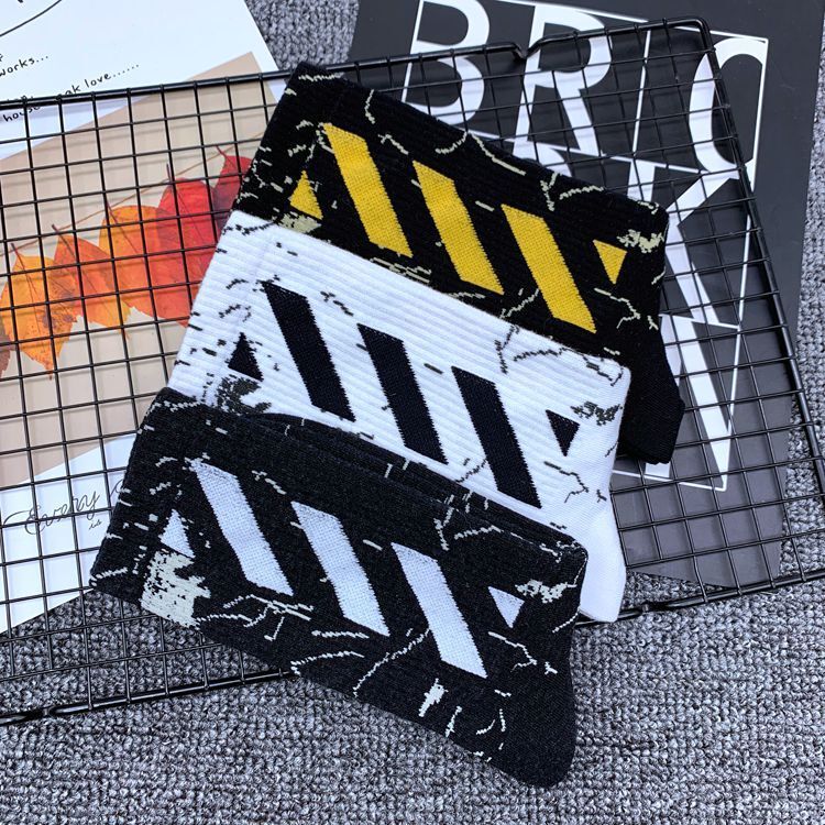 Designer Socks Street Skateboarding Hip Hop Fashion Striped Socks Men Summer Cotton Medium Length Stockings For Women Sports Socks