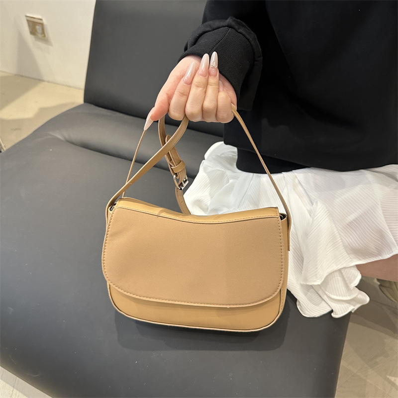 Luxury Bag Ladies' Solid Color Single Shoulder Crossbody New Free Delivery Designer Bag 2025 Spring And Summer Niche Design Versatile Ins Trendy 