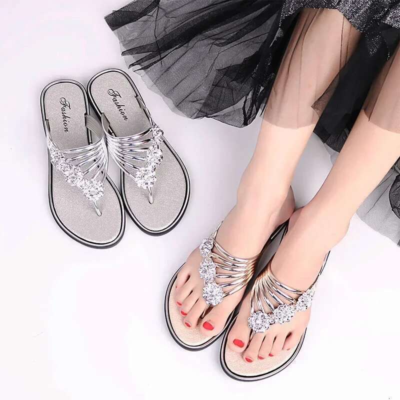 Summer Beach Slippers Sandals New flat multi-purpose fringe beach slippers