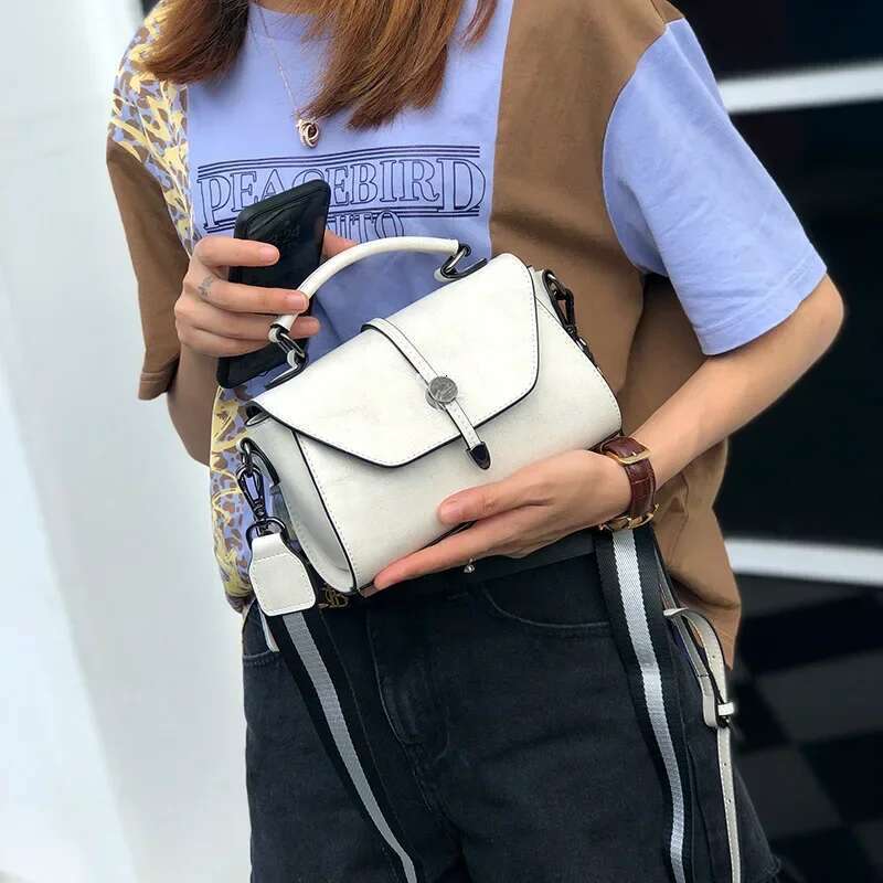 Women's Fashion Handbag Small Phone Shoulder Ladies' Cowhide Leather Purse Messenger Crossbody Bag Versatile