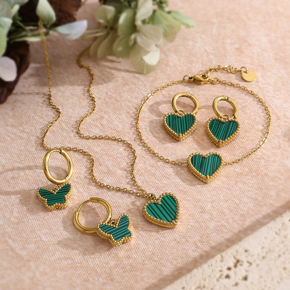 Minimalist Double-Sided Heart Necklace Set with Green Malachite, French Vintage Style, 18K Gold Plated Titanium Steel Jewelry for Women