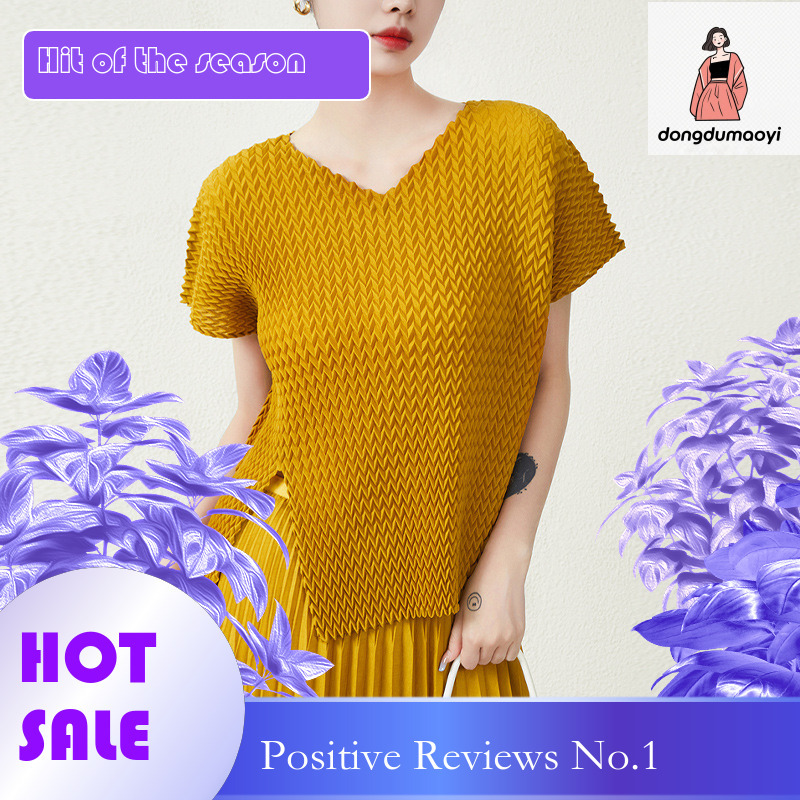 dongdumaoyi Miyake 2024 summer clothing pleated V-neck short sleeved top T-shirt for women, loose and wrinkle resistant versatile high stretch women&#