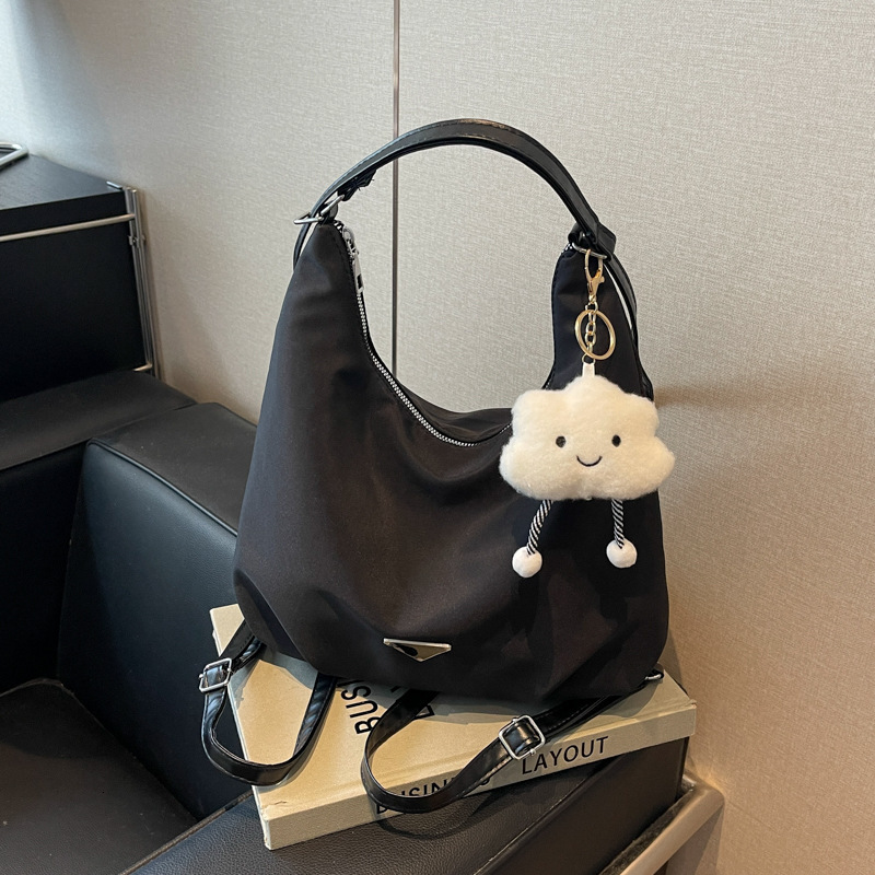 High Quality New Free Delivery Designer Bag Lightweight And Multifunctional Large Capacity Handbag 2025 Autumn New Commuting Shoulder Crossbody Bag