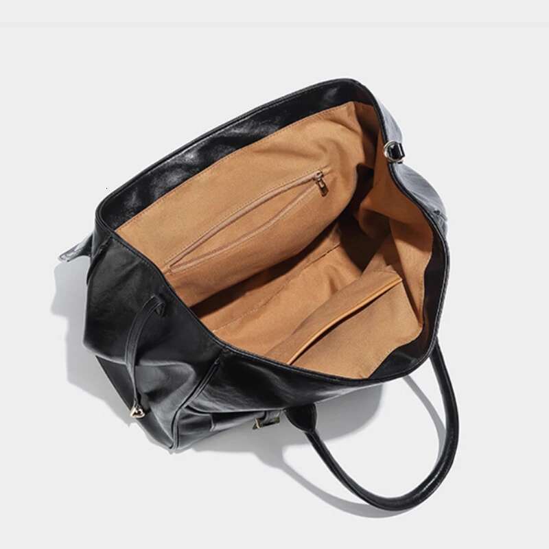 Vintage High Appearance Level Large Capacity Casual Versatile Tote Briefcase Niche Design Commuter Shoulder Bag