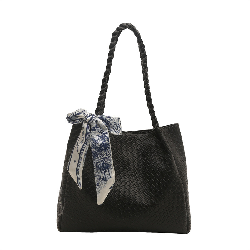 High End Internet Celebrity Women's Large Capacity Fashionable Textured Shoulder Bags New Free Delivery Designer Bag Popular Commuting Luxury Bag