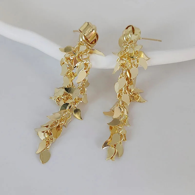 Fashion Metal Long Leaf Tassel Drop Earrings for Women Gold Color Temperament Charm Earrings Female Wedding Gifts 250513