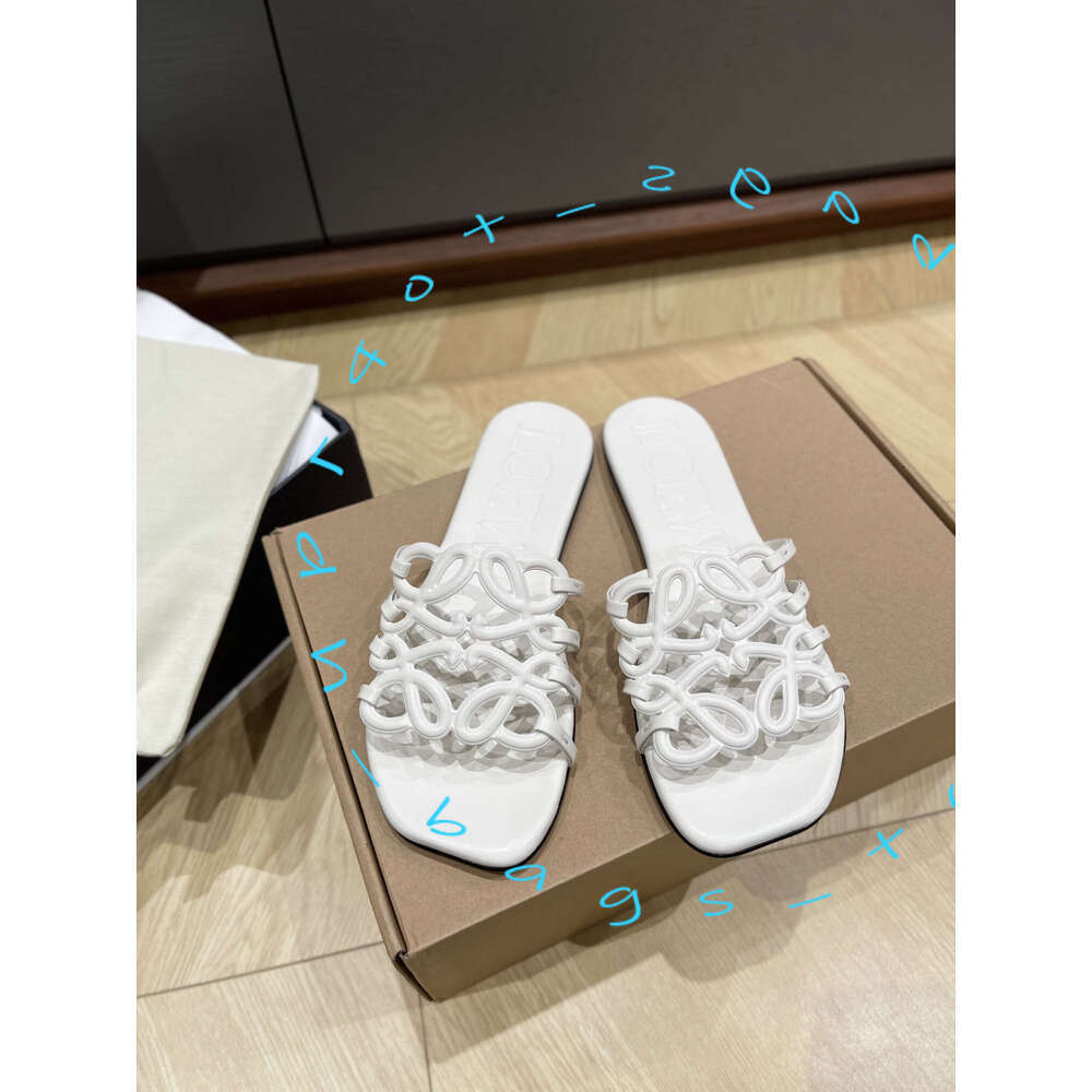 Loewesandals Slipper L Brand Womens Designer Sandal 2025 Summer Swimming Beach Famous Lowell Sandale Slippers Womens Men Platform Loeww Sliders Leowe Sandals 0D0