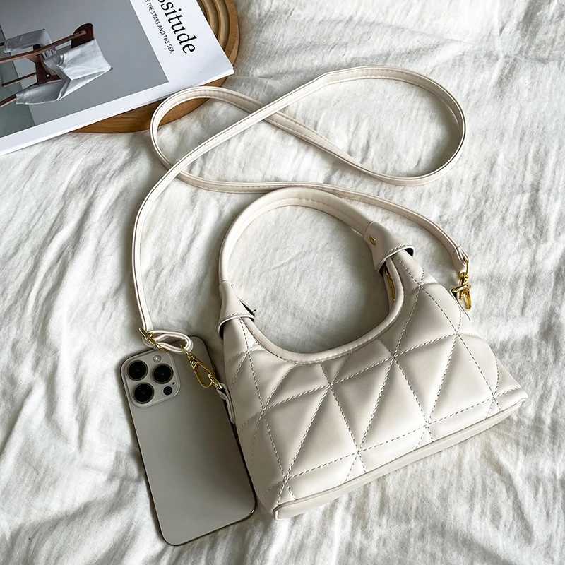 Wens Versatile Handbag Crossbody Bag Luxury Brand Solid Color Small Square Bag High Quality Chain Crossbody Bag Wens Bag Z250514