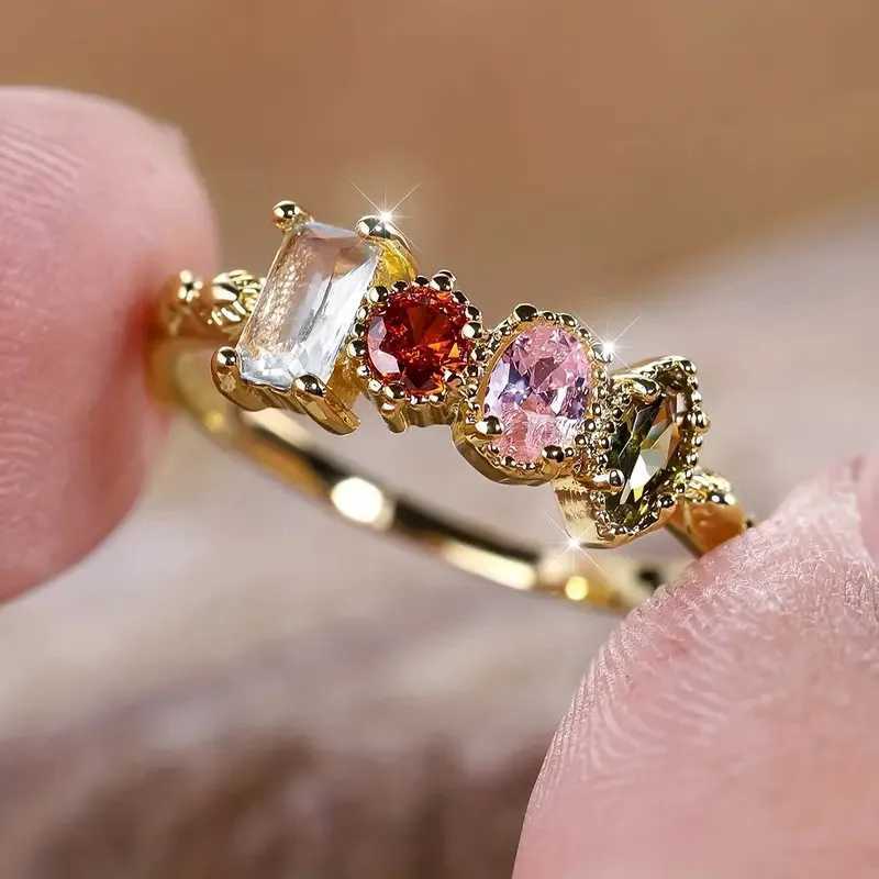 925 Sterling Silver Cubic Zirconia Rings for Women New Trend Luxury Wedding Band Accories Party Female Rings JewelryXJ250514