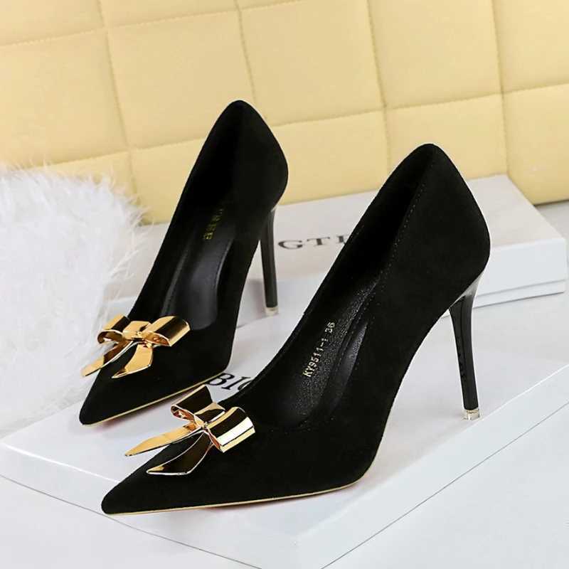 European American Style Banquet High Heels Thin Heels Shallow Mouth Pointed Toe Suede Bow Metal Buckle High Heels Single Shoes W250514