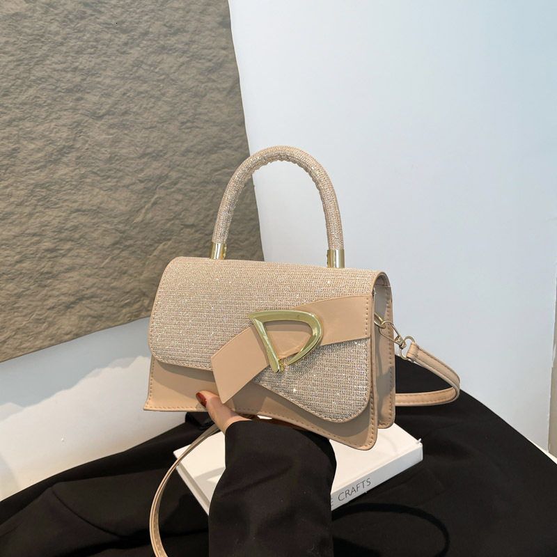Fashionable Light Luxury 2025 New Luxury Bag Free Delivery Designer Bag New Style Korean Edition Popular Leisure Solid Color Handheld Single Cross Sho