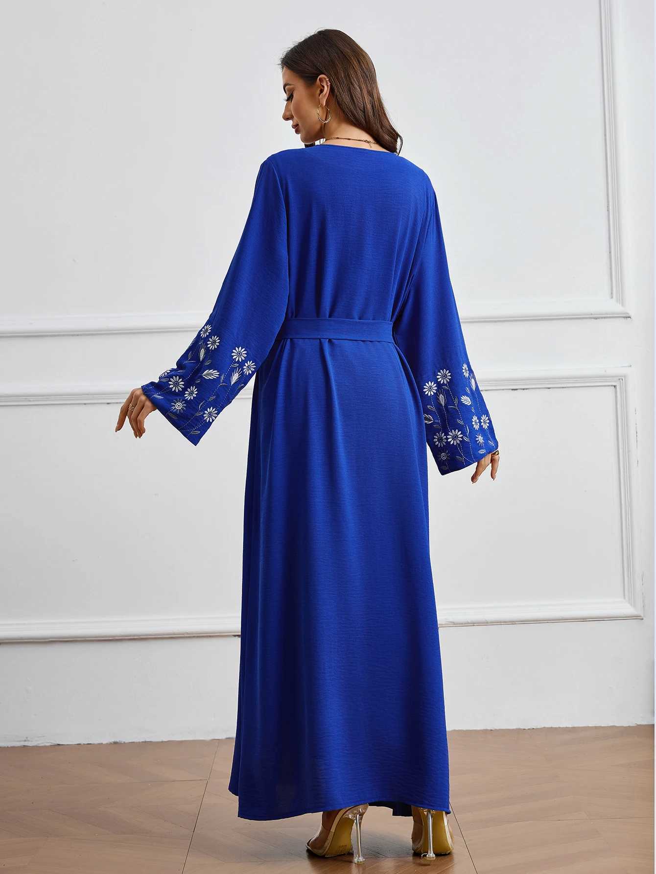 Elegant Blue Abaya Dress with Exquisite Floral Embroidery Modest Fashion Womens Long Gown for Party Ramandan Occasions X250514