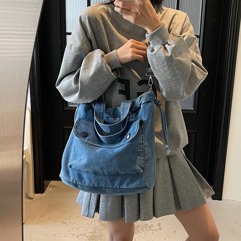 This year's popular denim autumn and winter 2025 new item, niche pleated crossbody for women's bucket bag