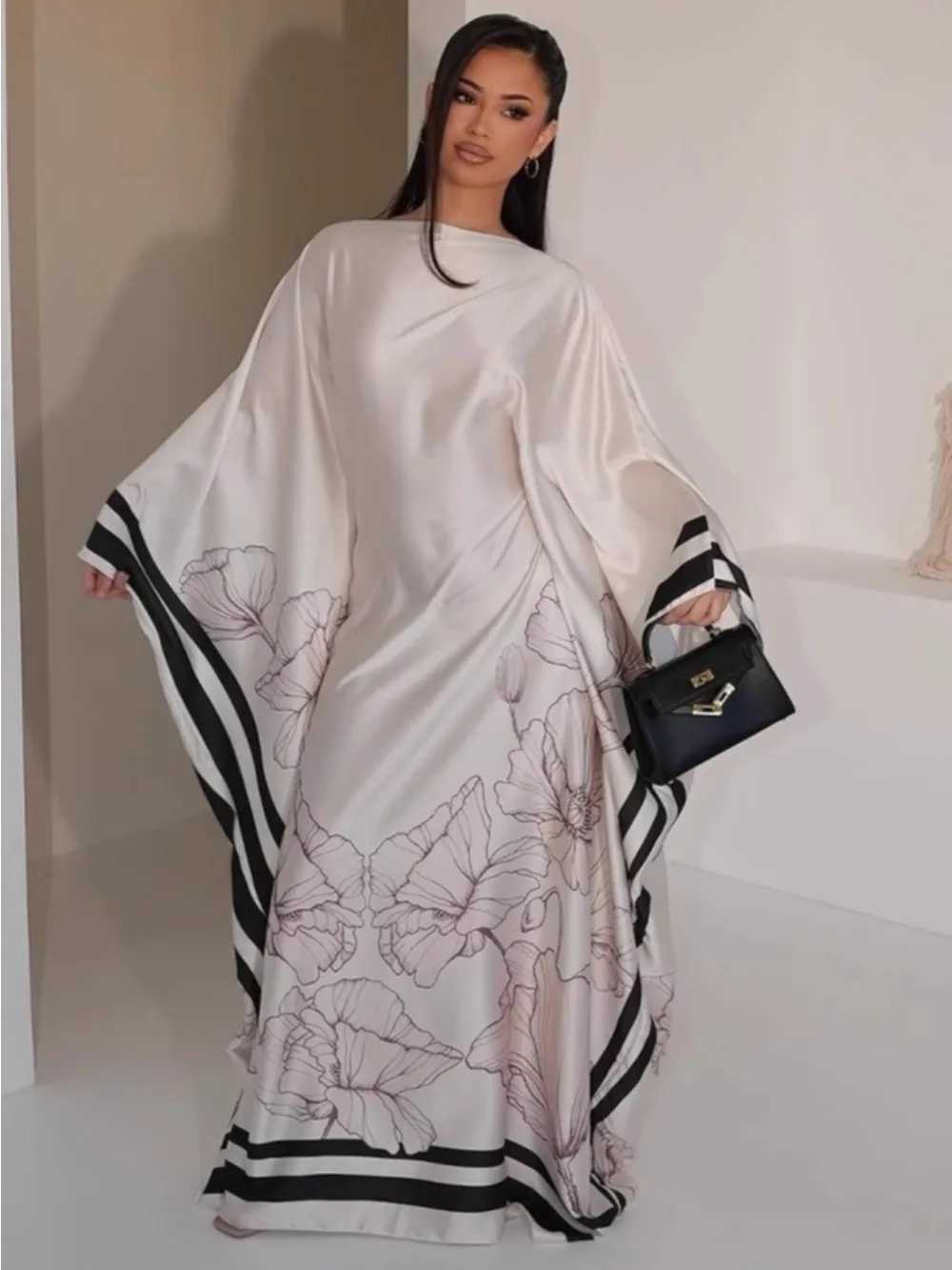 Women Bat Slve Dress Muslim Abaya Print Caftan Party Dresses Arab Long Robe Morocco Dubai Kaftan Vestidos Largos Jalabiya 2025 X250514