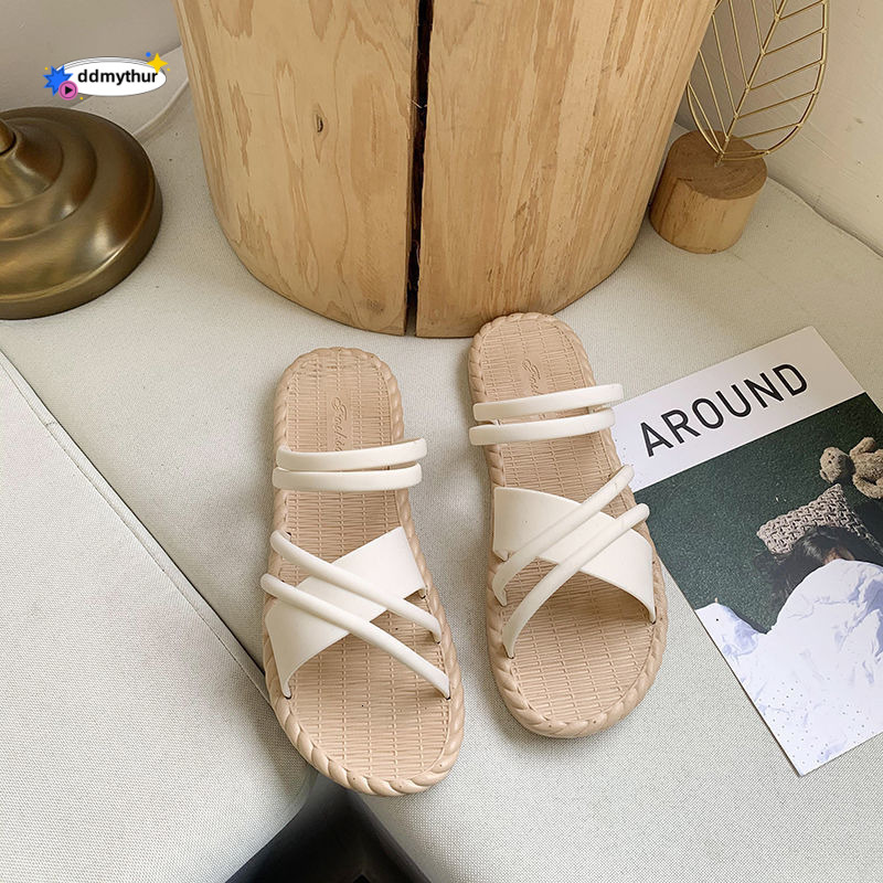 New sandals for summer wear, Roman style Korean version Instagram popular thick soled beach fashionable women's slippers ddmythur