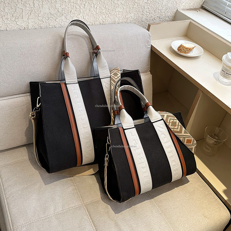 Urban Minimalist And Fashionable Women's Shoulder Bags Free Shipping Designer Bag Canvas Contrasting Color Work Commuting Crossbody Bag Casual Sh