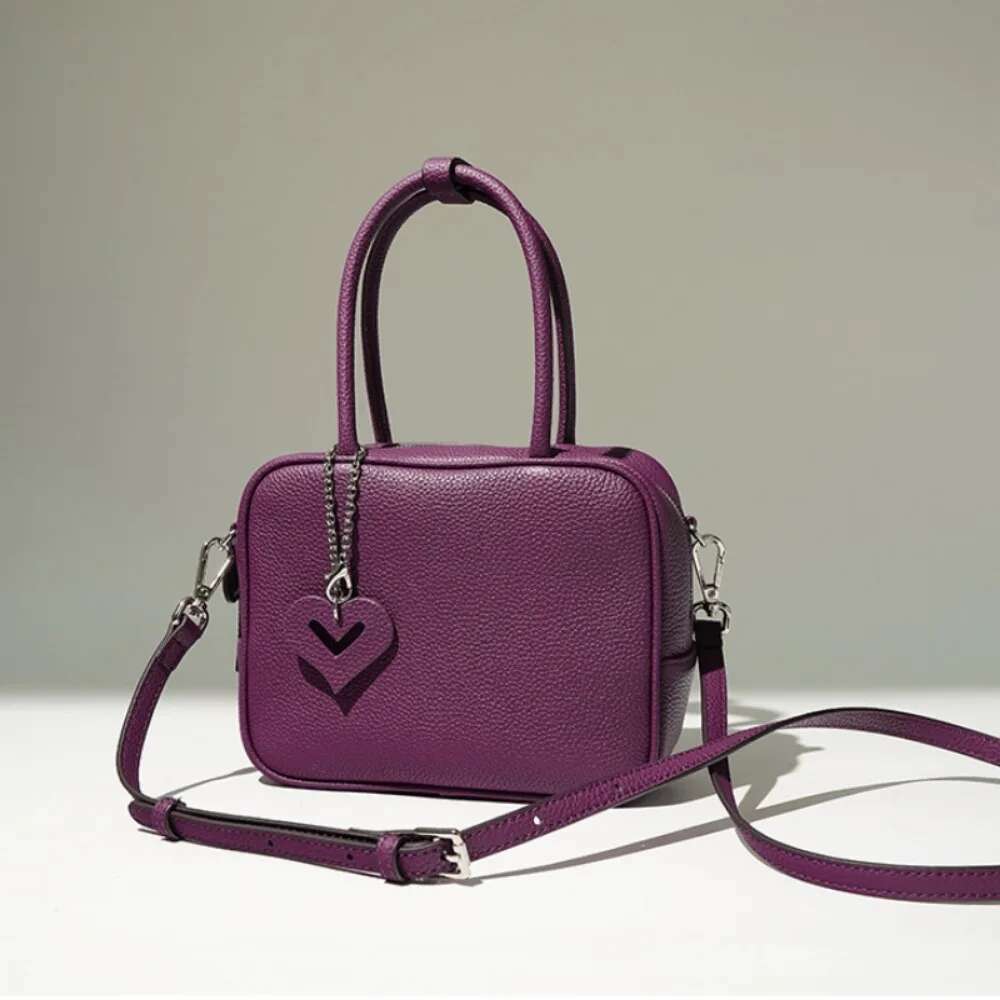Designer Bag 2025 Elegant Solid Texture Commuter Roft Crossbody Bags Lovely Pendant Braid Sweet Exquisite Shoulder New Moda Women Handbags Luxury Bag