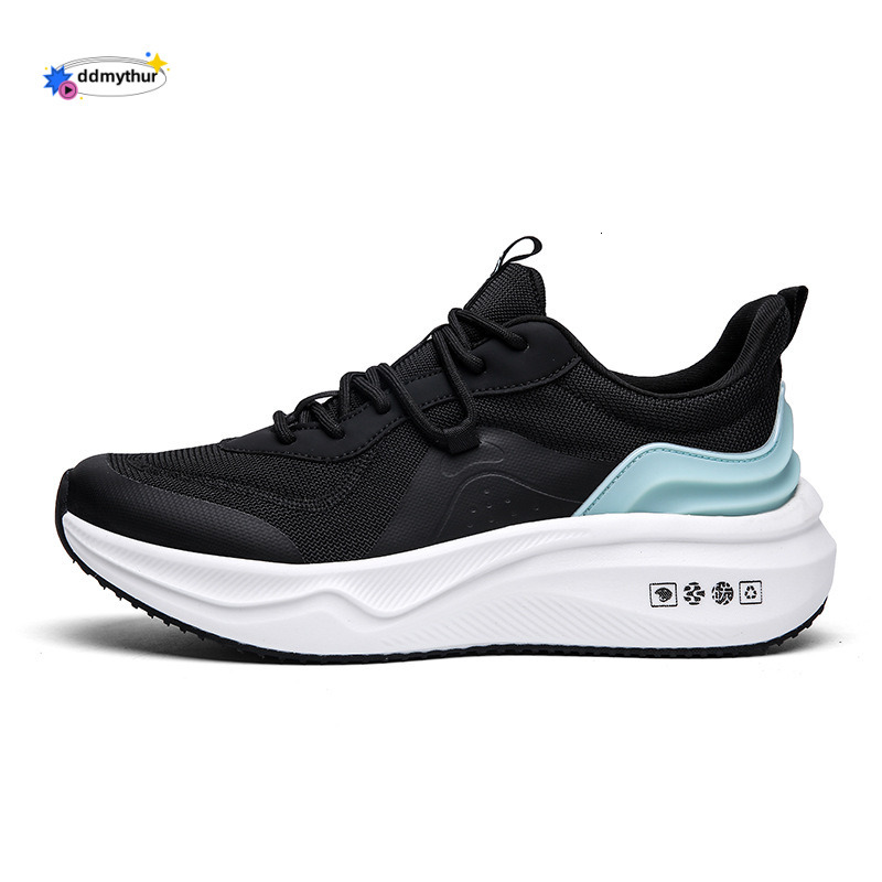 New mesh breathable, odor proof, anti slip running shoes, wear-resistant, ultra light, soft sole shock-absorbing men's sports shoes for couples, 