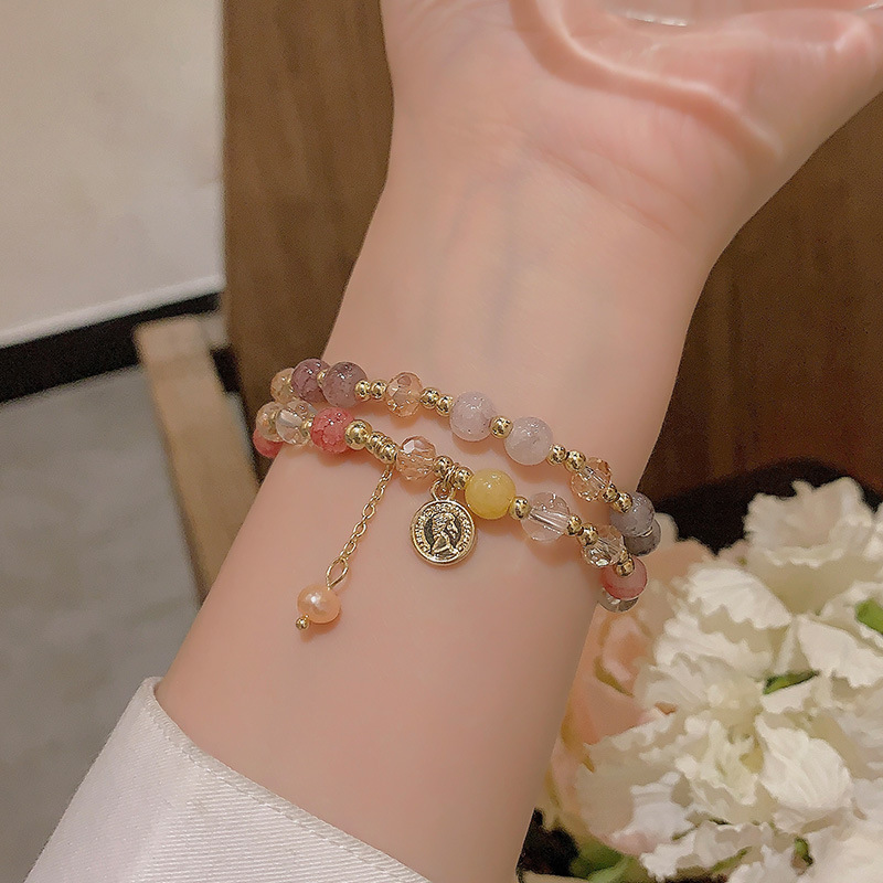 Vintage Baroque Pearl Portrait Round Pendant Double Layer Bracelet, Luxury Minimalist Fashion, Exquisite Chinese Style Jewelry