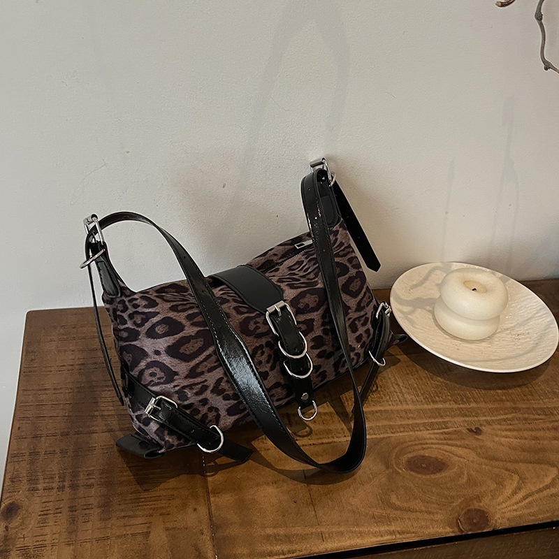Spring Popular Leopard Print Large Capacity Luxury Bag Backpack For Women 2025 New Versatile Crossbody Casual Single Shoulder New Free Delivery Design