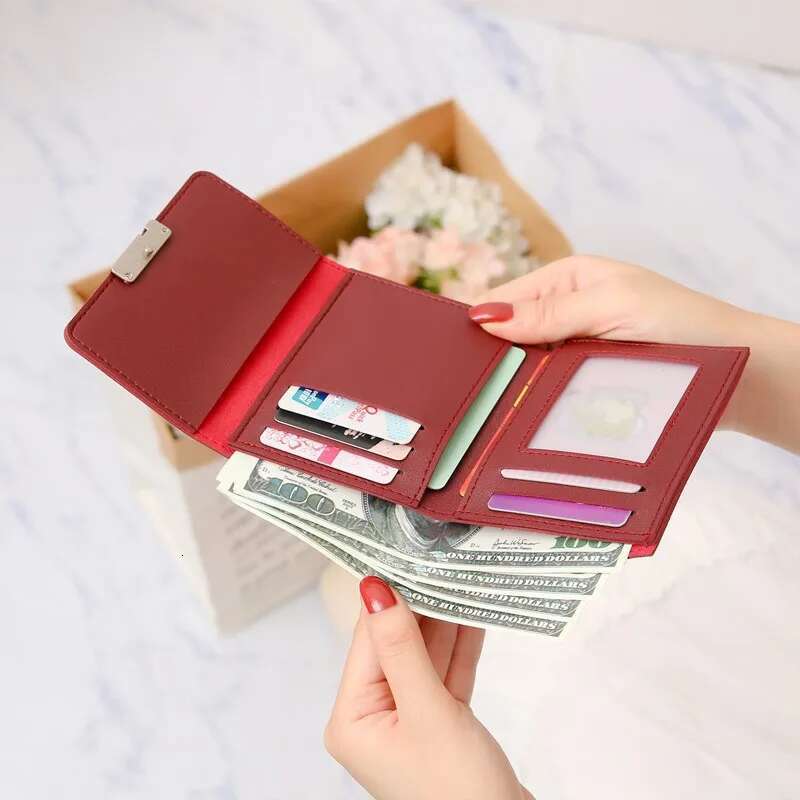 Women Short Wallet Coin Purse for Ladies Girl Money Pocket Fashion Design Card Holder Female Simple PU Leather Wallets