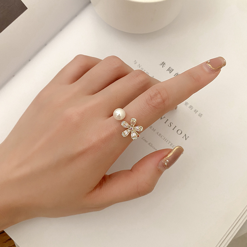 Korean Style Fashion for Women Personalized Pearl Flower Ring Jewelry