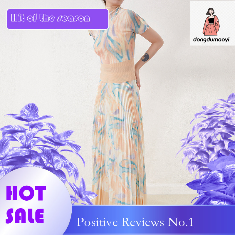 dongdumaoyi Miyake temperament set, fashion high-end women's printed short sleeved T-shirt, slim fit and slimming half skirt two-piece set
